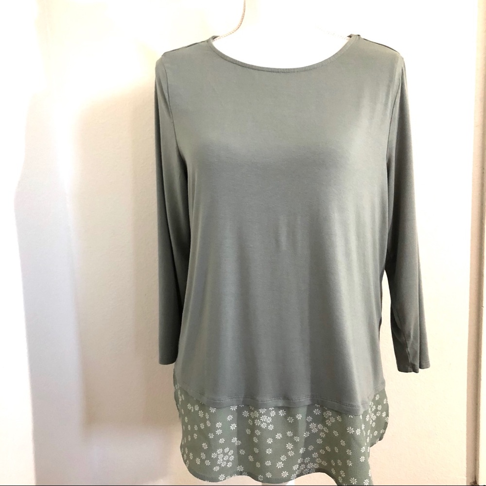 Vince Camuto | Mixed Media Print Hem Top Large
